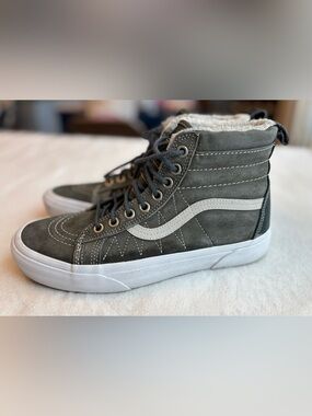 Vans sk8-hi top sneakers.